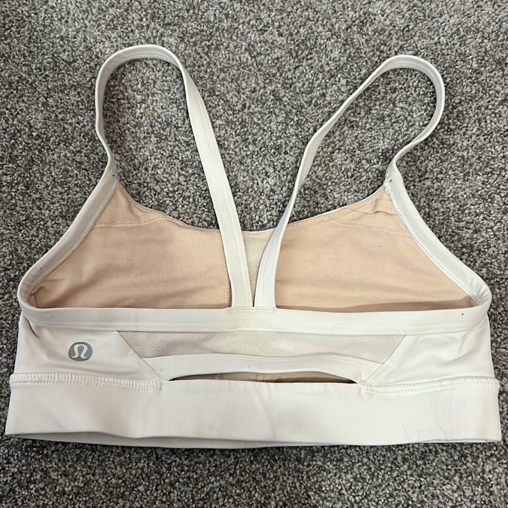 Lululemon rise and run sports bra